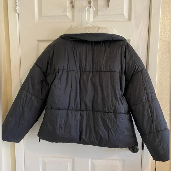 Calvin Klein Puffer jacket - Picture 5 of 12